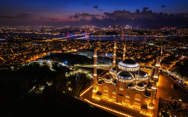 Affordable Places to Visit in Turkey: Budget Traveler's Guide 2026 - Istanbul skyline at night